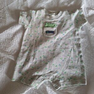 ribbit carter's onesie 6-9 months